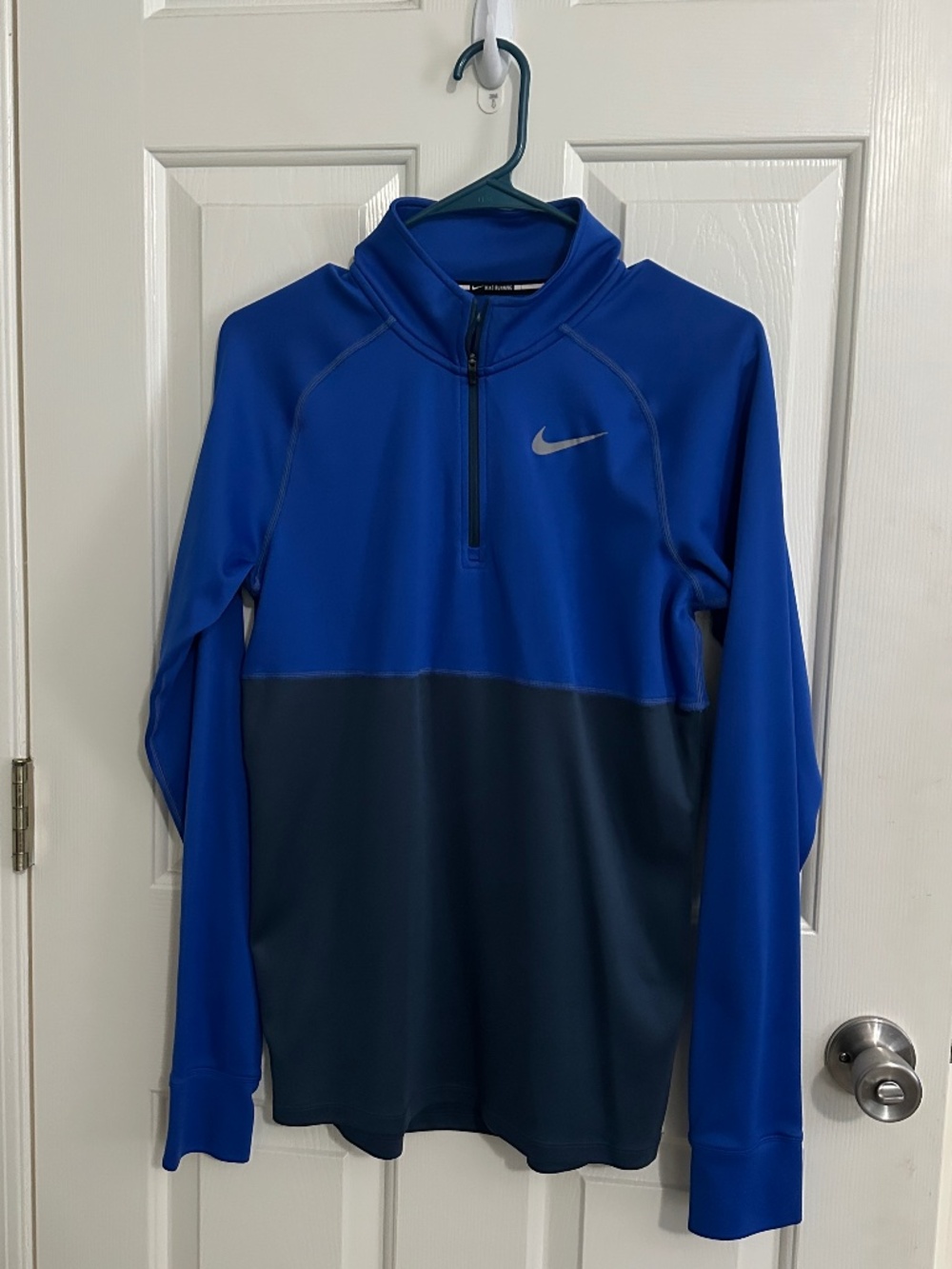 Nike Running Two toned blue - Half Zip Pullover - Small